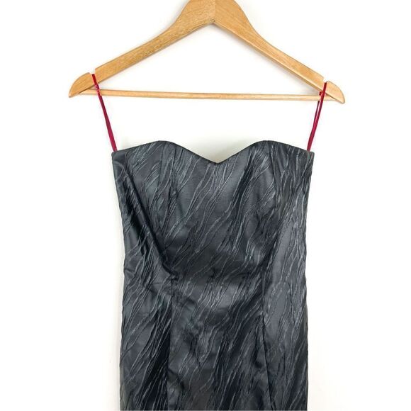 NADA Boned Strapless Textured Zipper Dress - Picture 3 of 9